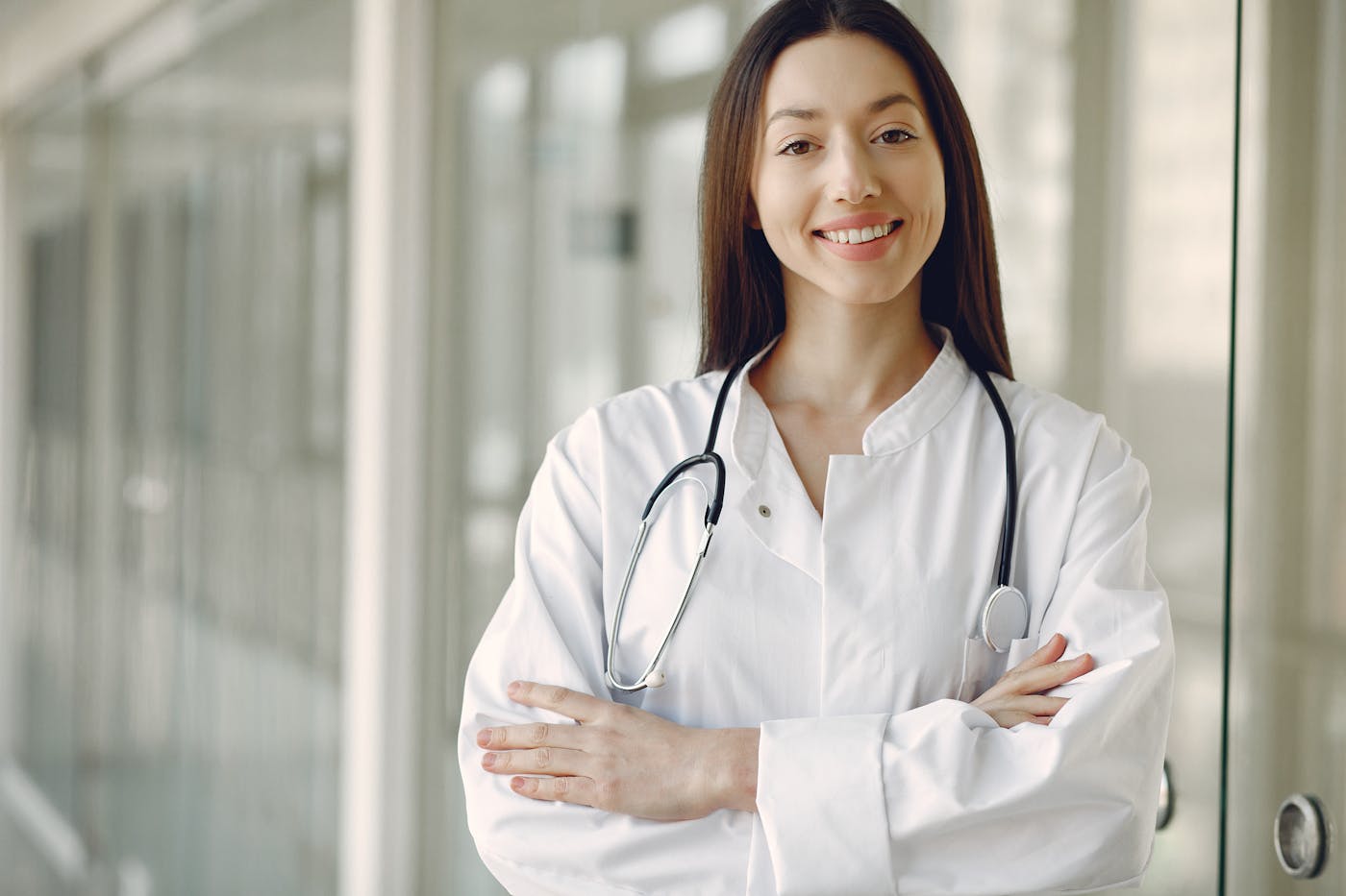 Medical services &mdash; clinical instruments and procedure room